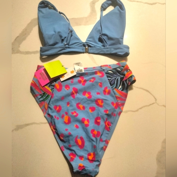 Tropical/Leopard Print High Waist Bikini Bottom - M(10) 2 piece - Picture 2 of 4